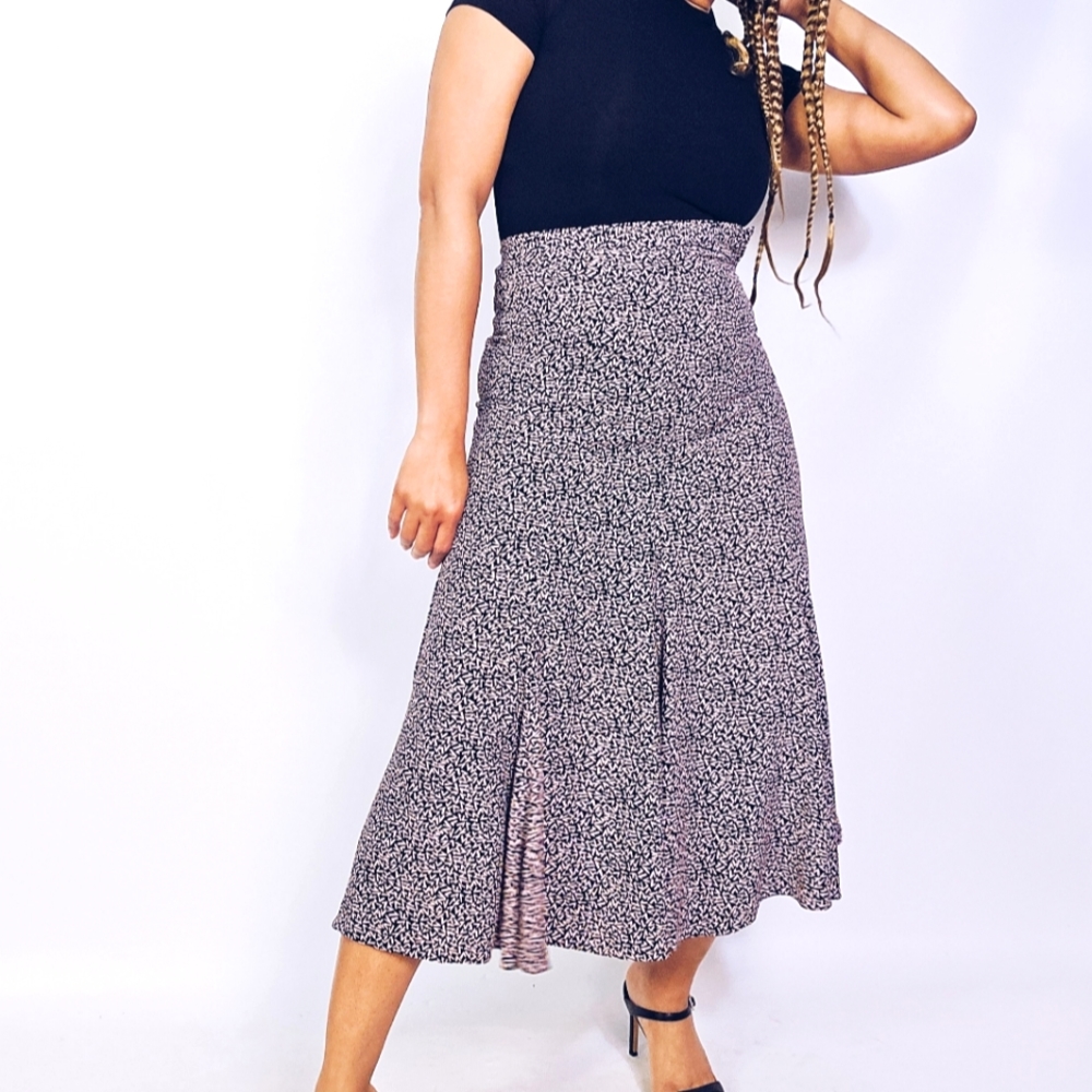 Geo Print Midi Skirt - Picture 2 of 8